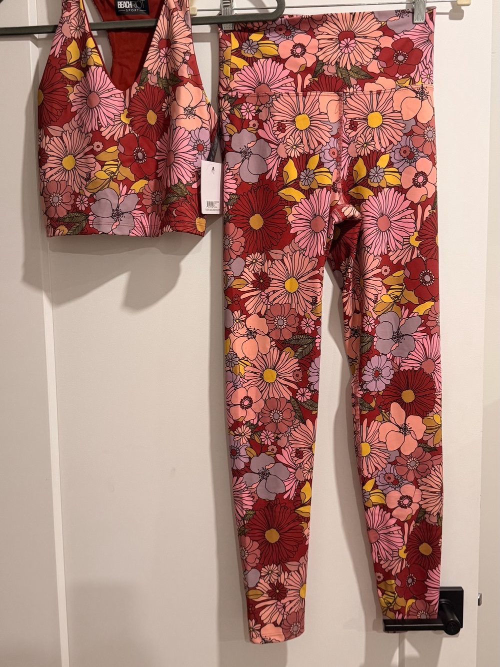 Beach Riot Set - Floral Print (brand new)